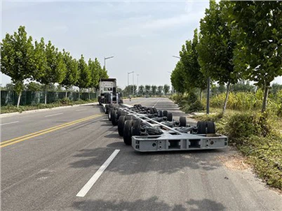 Модулно ремарке с ниска платформа