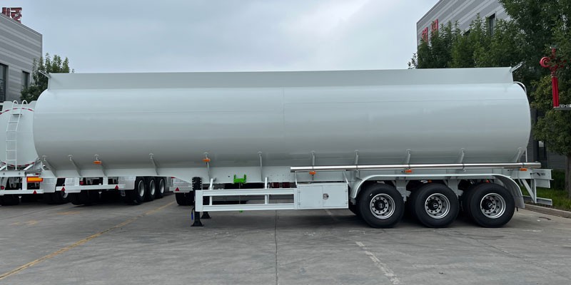 42,000L/46,000L Fuel Tanker Trailer for Sale 42,000L/46,000L Fuel Tanker Trailer for Sale